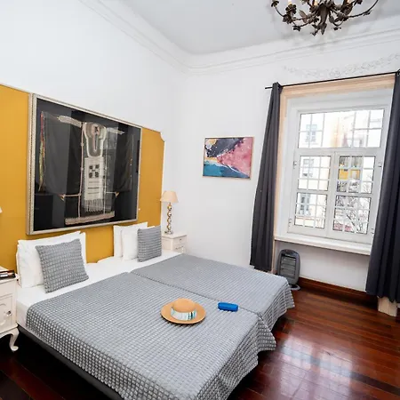 Bright And Spacious 3 Bedroom With High Ceilings Location 아파트 리스본